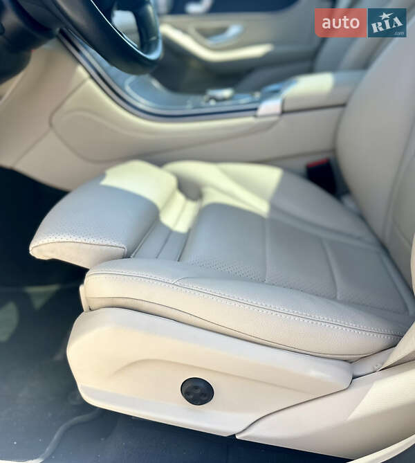 Внедорожник / Кроссовер Mercedes-Benz GLC-Class 2019 в Львове
