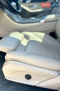 Внедорожник / Кроссовер Mercedes-Benz GLC-Class 2019 в 