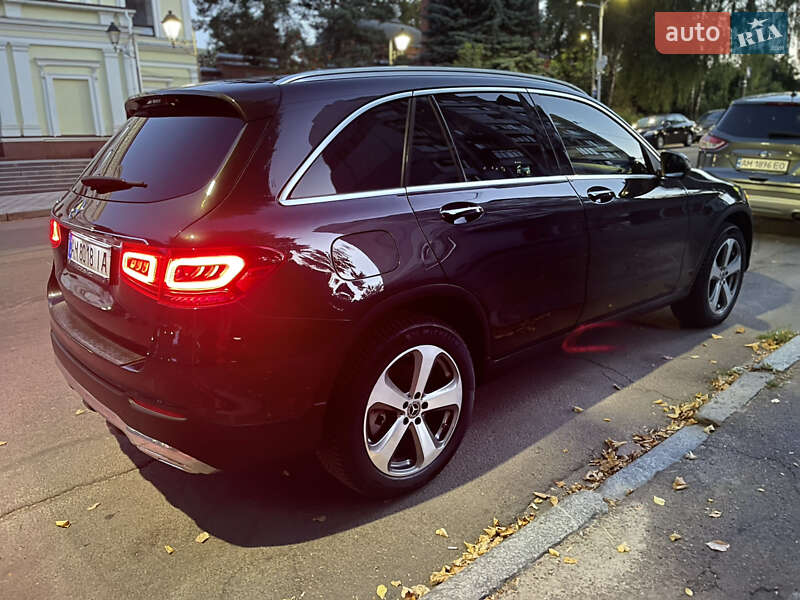 Позашляховик / Кросовер Mercedes-Benz GLC-Class 2020 в Києві