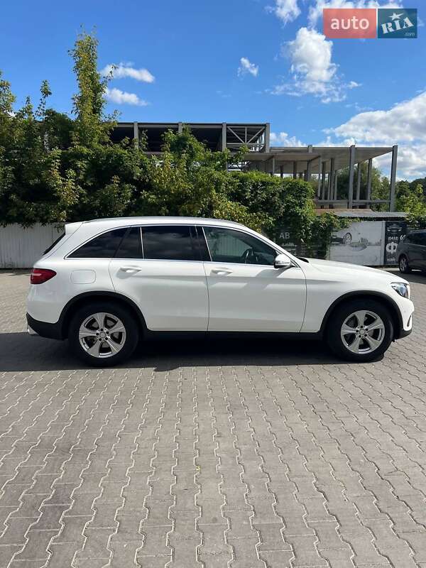 Внедорожник / Кроссовер Mercedes-Benz GLC-Class 2016 в Виннице
