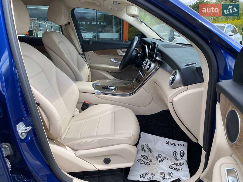Внедорожник / Кроссовер Mercedes-Benz GLC-Class 2017 в Львове фото 23 Внедорожник / Кроссовер Mercedes-Benz GLC-Class 2017 в Львове