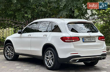 Внедорожник / Кроссовер Mercedes-Benz GLC-Class 2018 в 