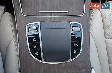 Внедорожник / Кроссовер Mercedes-Benz GLC-Class 2021 в 