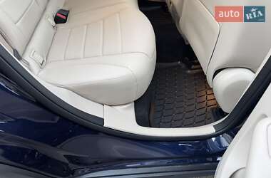 Внедорожник / Кроссовер Mercedes-Benz GLC-Class 2021 в 