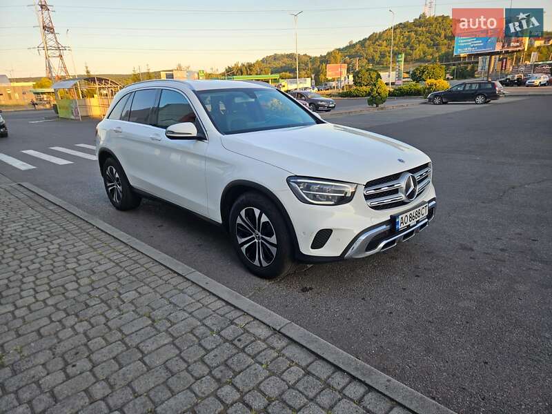 Внедорожник / Кроссовер Mercedes-Benz GLC-Class 2019 в Мукачево фото 4 Внедорожник / Кроссовер Mercedes-Benz GLC-Class 2019 в Мукачево