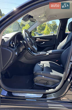 Внедорожник / Кроссовер Mercedes-Benz GLC-Class 2020 в 