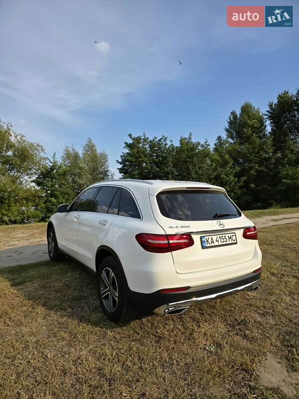Внедорожник / Кроссовер Mercedes-Benz GLC-Class 2019 в Киеве