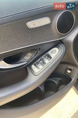 Внедорожник / Кроссовер Mercedes-Benz GLC-Class 2019 в 