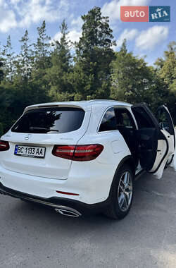 Внедорожник / Кроссовер Mercedes-Benz GLC-Class 2015 в 