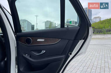Внедорожник / Кроссовер Mercedes-Benz GLC-Class 2019 в 