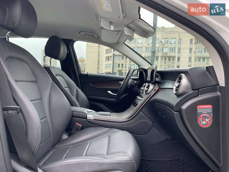 Внедорожник / Кроссовер Mercedes-Benz GLC-Class 2019 в Киеве фото 12 Внедорожник / Кроссовер Mercedes-Benz GLC-Class 2019 в Киеве