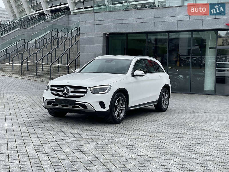 Внедорожник / Кроссовер Mercedes-Benz GLC-Class 2019 в 