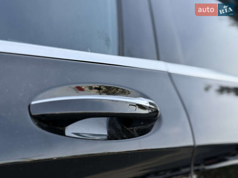 Внедорожник / Кроссовер Mercedes-Benz GLC-Class 2019 в Львове фото 13 Внедорожник / Кроссовер Mercedes-Benz GLC-Class 2019 в Львове