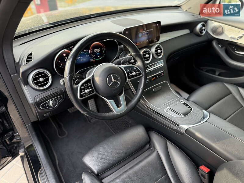 Внедорожник / Кроссовер Mercedes-Benz GLC-Class 2019 в Львове фото 34 Внедорожник / Кроссовер Mercedes-Benz GLC-Class 2019 в Львове