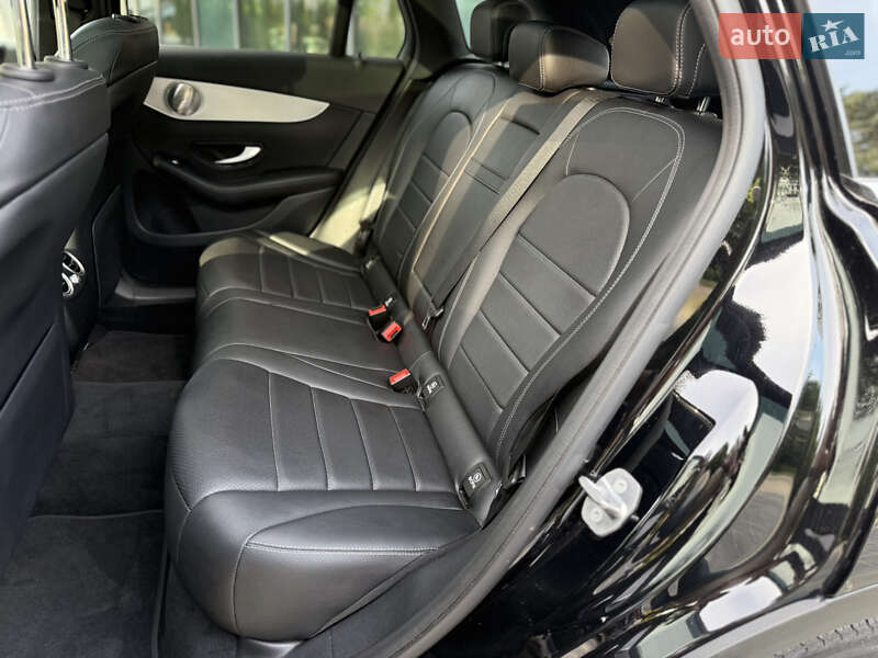 Внедорожник / Кроссовер Mercedes-Benz GLC-Class 2019 в Львове фото 48 Внедорожник / Кроссовер Mercedes-Benz GLC-Class 2019 в Львове