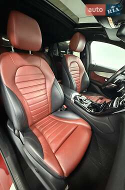 Внедорожник / Кроссовер Mercedes-Benz GLC-Class 2018 в 