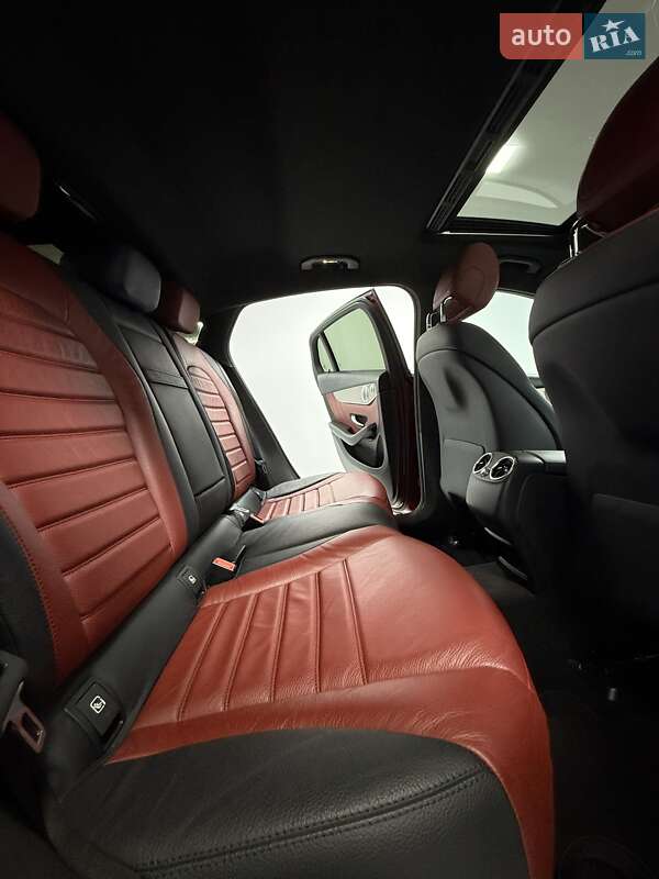 Позашляховик / Кросовер Mercedes-Benz GLC-Class 2018 в Одесі фото 35 Позашляховик / Кросовер Mercedes-Benz GLC-Class 2018 в Одесі