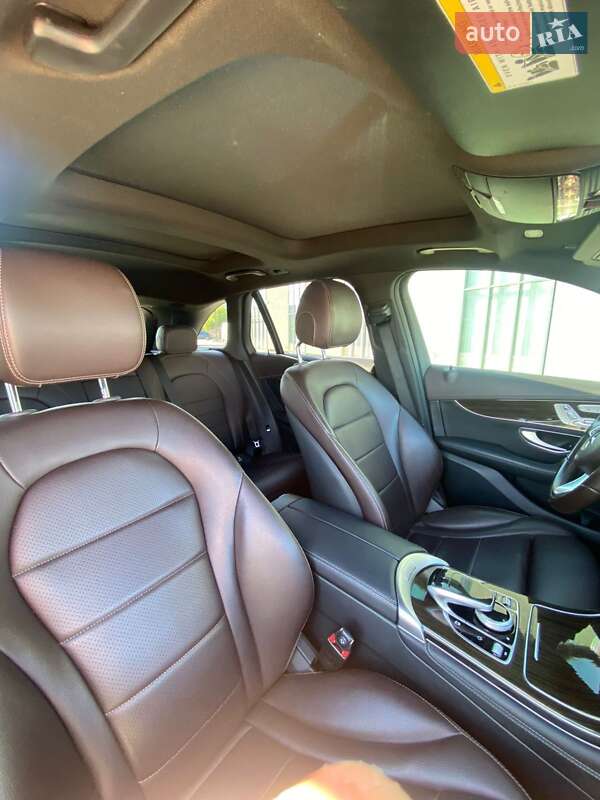 Внедорожник / Кроссовер Mercedes-Benz GLC-Class 2017 в Хусте фото 3 Внедорожник / Кроссовер Mercedes-Benz GLC-Class 2017 в Хусте