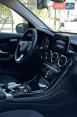 Внедорожник / Кроссовер Mercedes-Benz GLC-Class 2017 в 