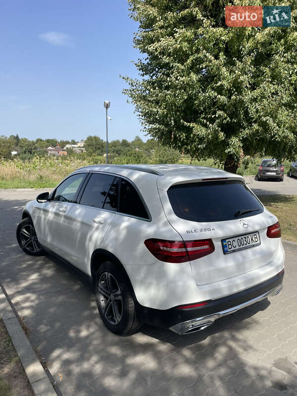 Позашляховик / Кросовер Mercedes-Benz GLC-Class 2015 в Сокалі