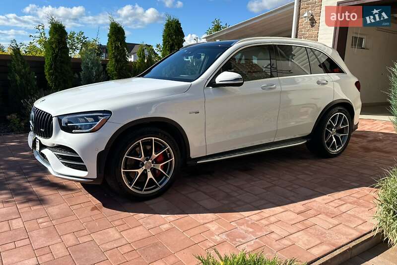 Внедорожник / Кроссовер Mercedes-Benz GLC-Class 2022 в 