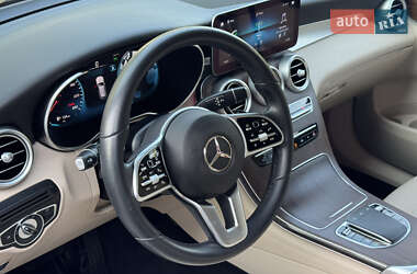 Внедорожник / Кроссовер Mercedes-Benz GLC-Class 2020 в 