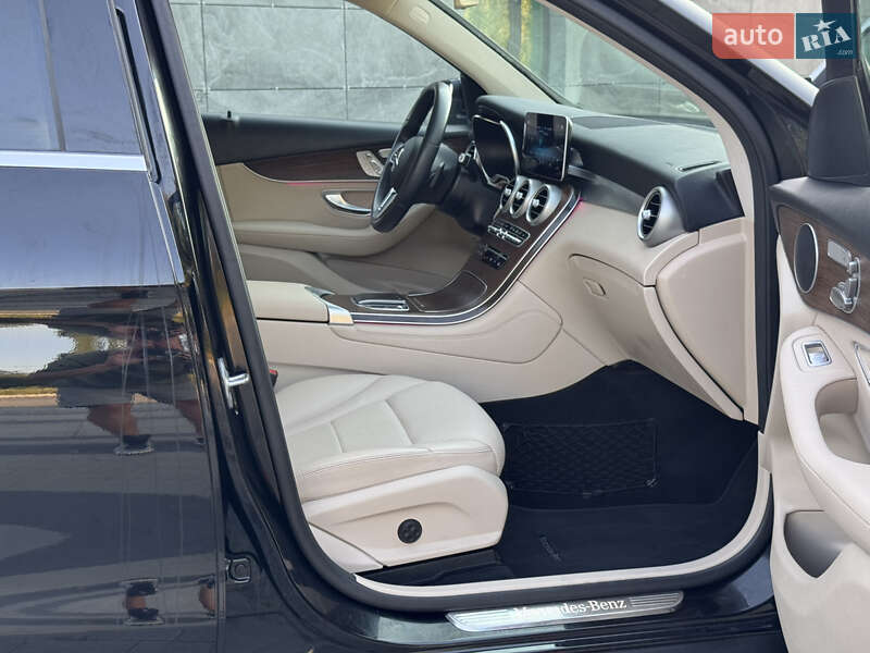 Позашляховик / Кросовер Mercedes-Benz GLC-Class 2020 в Луцьку фото 25 Позашляховик / Кросовер Mercedes-Benz GLC-Class 2020 в Луцьку