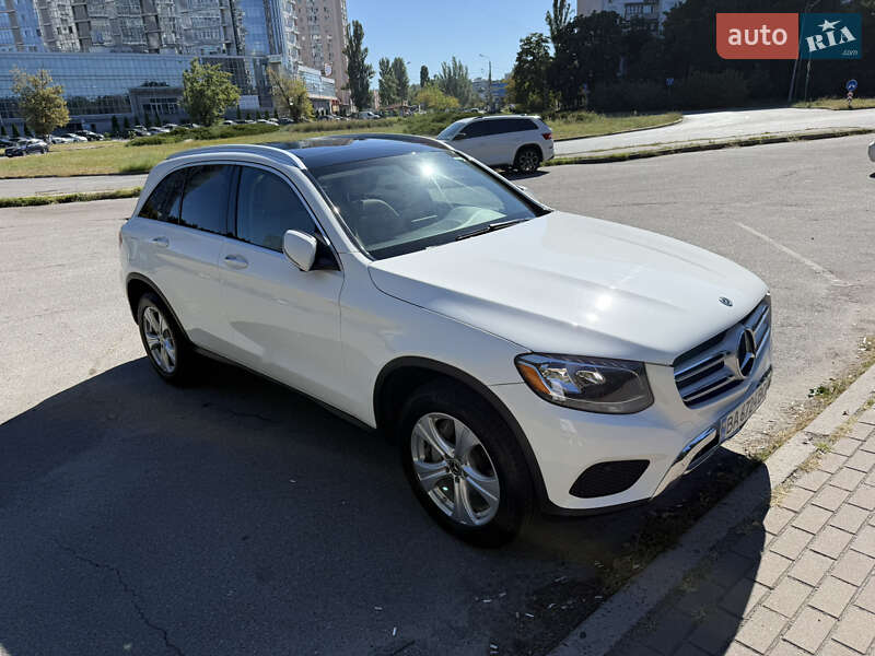Позашляховик / Кросовер Mercedes-Benz GLC-Class 2017 в Києві