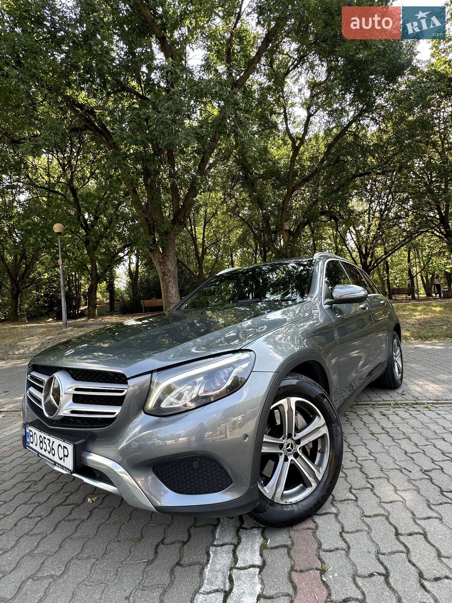 2017 Mercedes-Benz GLC - мініатюра 2