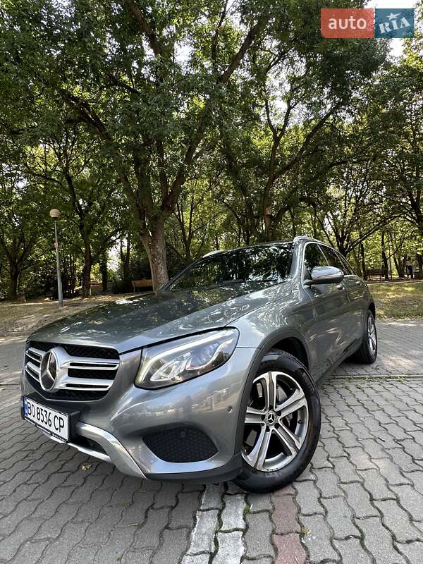 Внедорожник / Кроссовер Mercedes-Benz GLC-Class 2017 в Тернополе