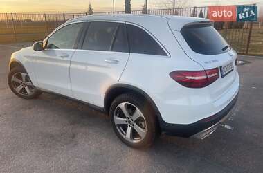 Внедорожник / Кроссовер Mercedes-Benz GLC-Class 2017 в 
