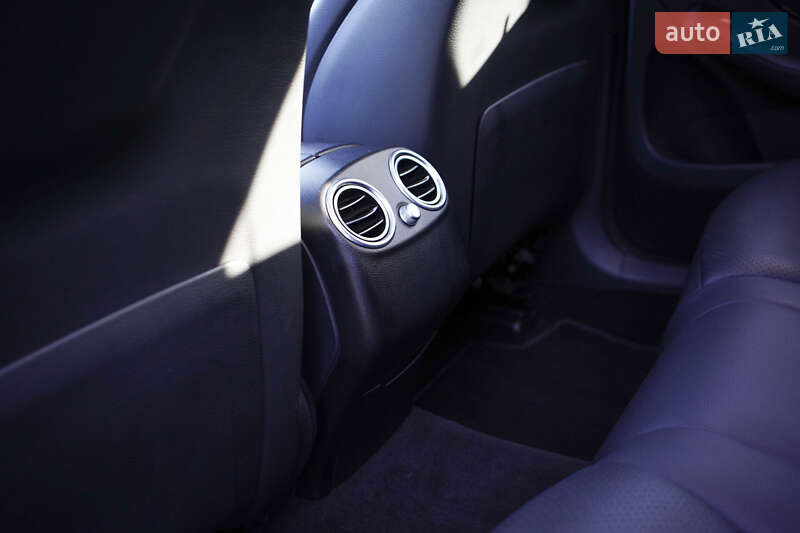 Внедорожник / Кроссовер Mercedes-Benz GLC-Class 2018 в Житомире