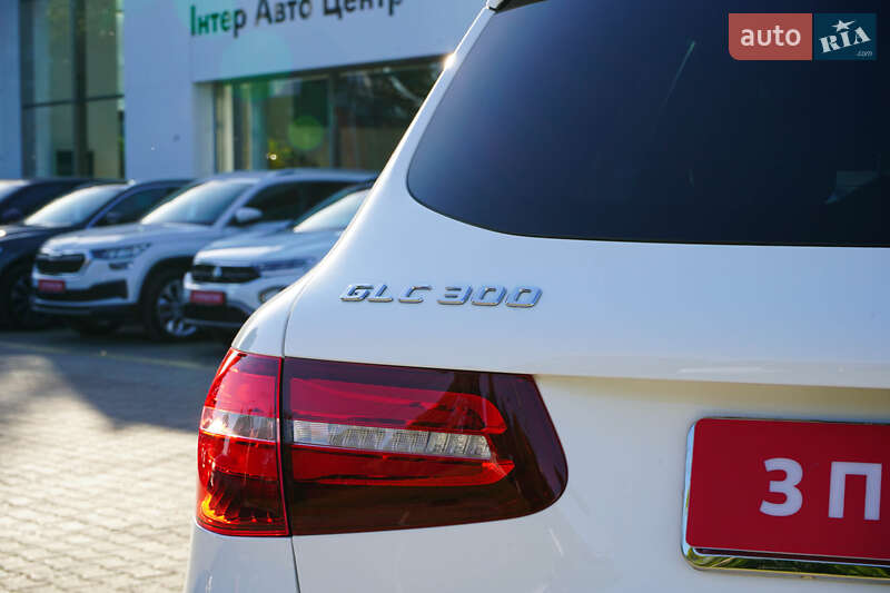Внедорожник / Кроссовер Mercedes-Benz GLC-Class 2018 в Житомире