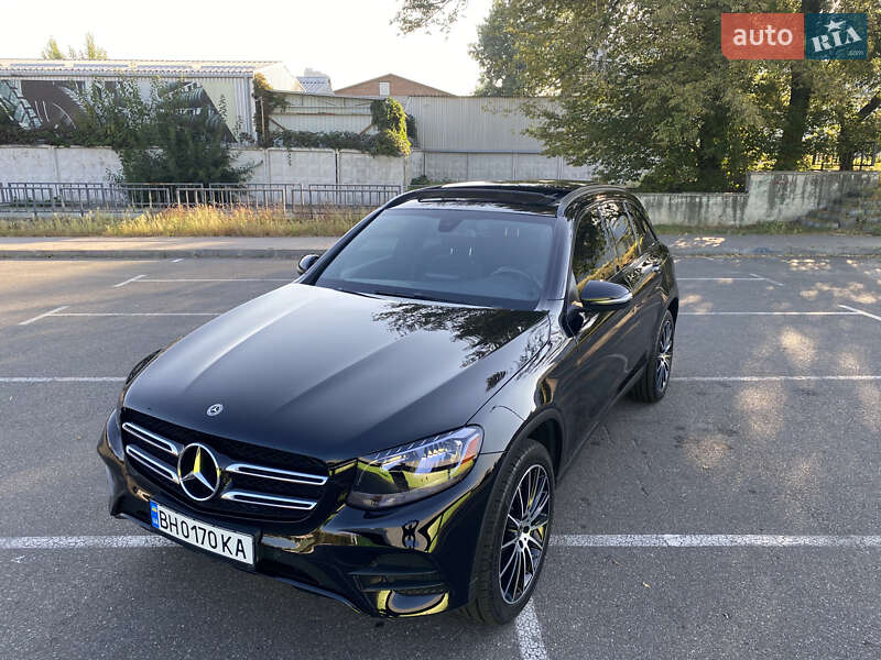 Внедорожник / Кроссовер Mercedes-Benz GLC-Class 2017 в Киеве