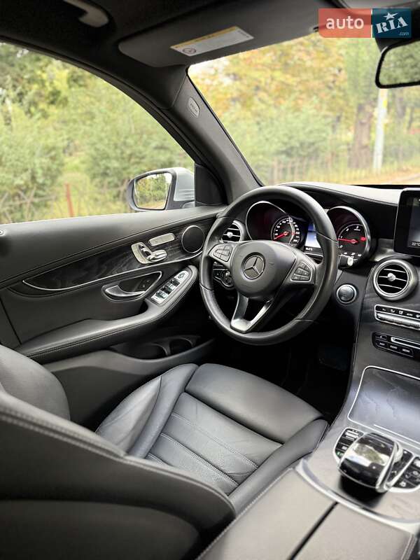 Внедорожник / Кроссовер Mercedes-Benz GLC-Class 2017 в Киеве