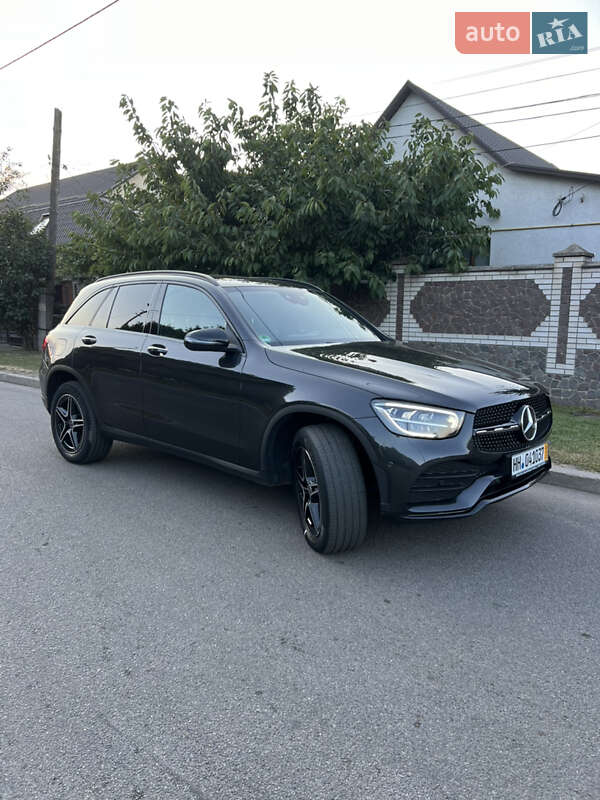 Внедорожник / Кроссовер Mercedes-Benz GLC-Class 2022 в 