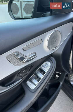 Внедорожник / Кроссовер Mercedes-Benz GLC-Class 2022 в 