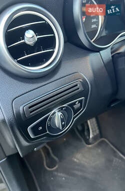 Внедорожник / Кроссовер Mercedes-Benz GLC-Class 2022 в 