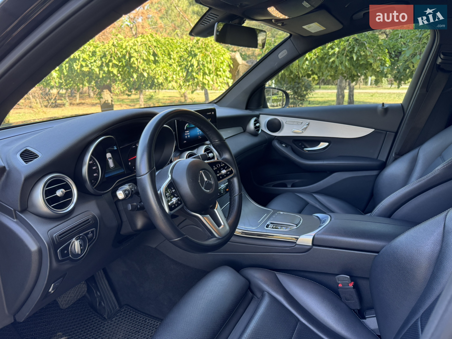 2021 Mercedes-Benz GLC - мініатюра 16