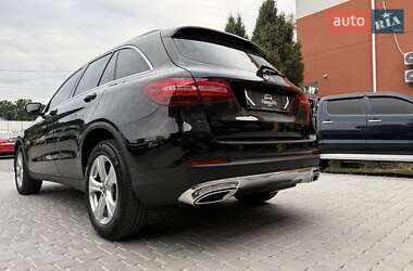 Внедорожник / Кроссовер Mercedes-Benz GLC-Class 2017 в 