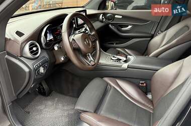 Внедорожник / Кроссовер Mercedes-Benz GLC-Class 2017 в 