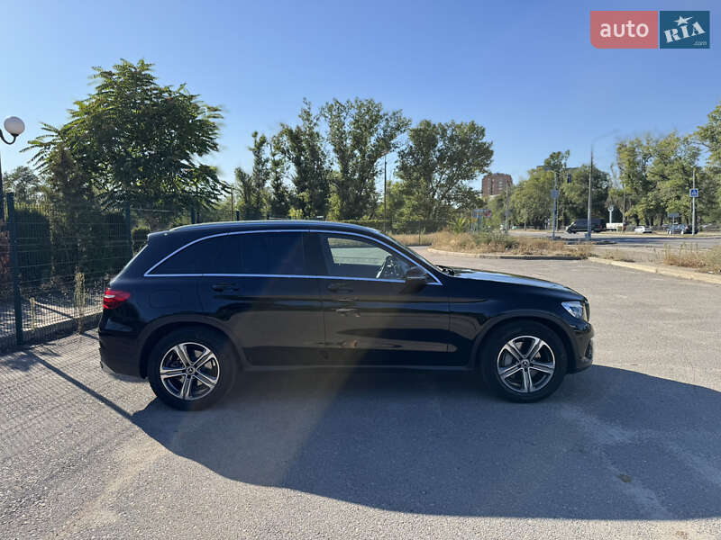 Внедорожник / Кроссовер Mercedes-Benz GLC-Class 2017 в Запорожье фото 8 Внедорожник / Кроссовер Mercedes-Benz GLC-Class 2017 в Запорожье