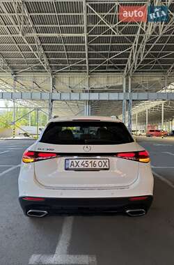 Внедорожник / Кроссовер Mercedes-Benz GLC-Class 2023 в 