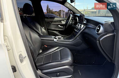 Внедорожник / Кроссовер Mercedes-Benz GLC-Class 2017 в 