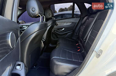 Внедорожник / Кроссовер Mercedes-Benz GLC-Class 2017 в 