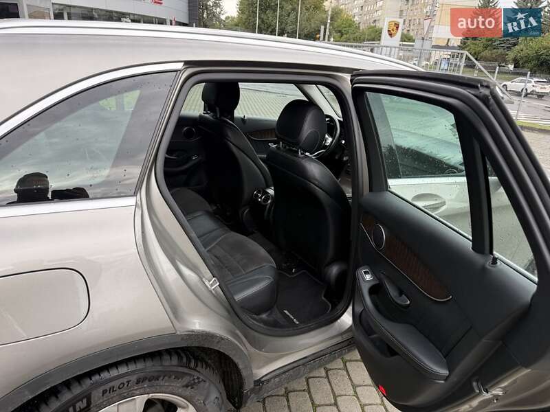 Внедорожник / Кроссовер Mercedes-Benz GLC-Class 2020 в Львове