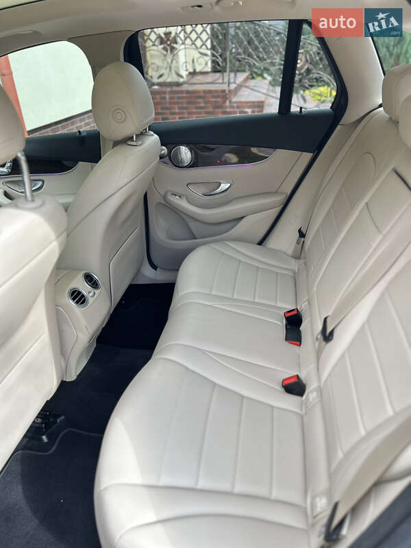 Внедорожник / Кроссовер Mercedes-Benz GLC-Class 2019 в Львове