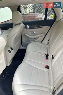 Позашляховик / Кросовер Mercedes-Benz GLC-Class 2019 в 