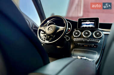 Позашляховик / Кросовер Mercedes-Benz GLC-Class 2017 в 
