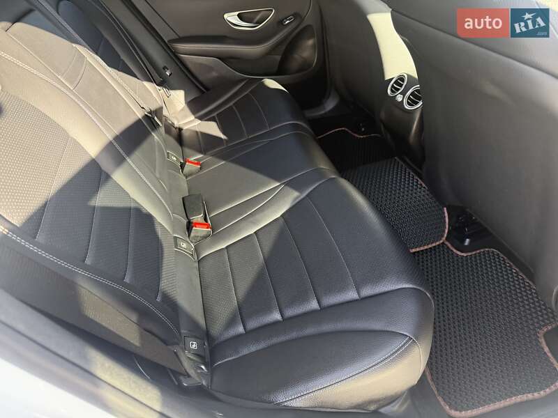 Позашляховик / Кросовер Mercedes-Benz GLC-Class 2016 в Чернівцях